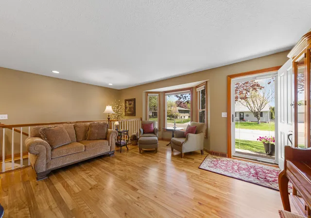 Homes for sale in Faribault, MN | 20 Mitchell Dr, Faribault, MN 55021 | MLS# 7074040