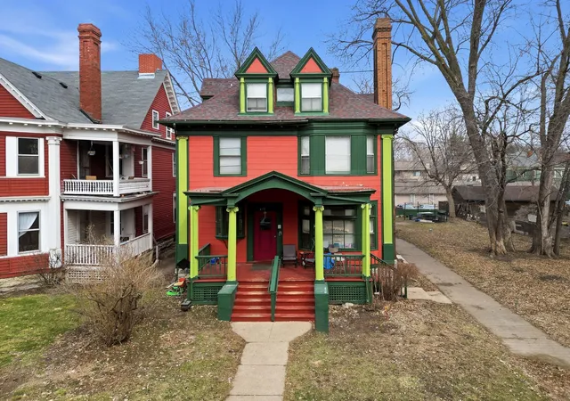 3rd image of 475 Dayton Ave, Saint Paul, MN 55102 | MLS# 7074051
