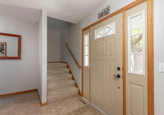 Homes for sale in Mankato, MN | 305 Chancery Ln, Mankato, MN 56001 | MLS# 7074070