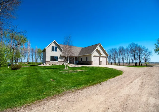 Photo 3 of Single family home for sale at 23877 County Rd 21, Elbow Lake, MN 56531 | MLS# 7074159 | Listing updated on 2026-07-21