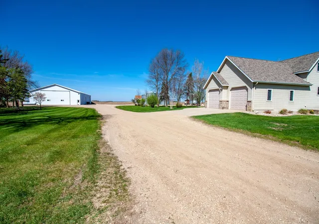 Photo 3 of Single family home for sale at 23877 County Rd 21, Elbow Lake, MN 56531 | MLS# 7074159 | Listing updated on 2026-07-21
