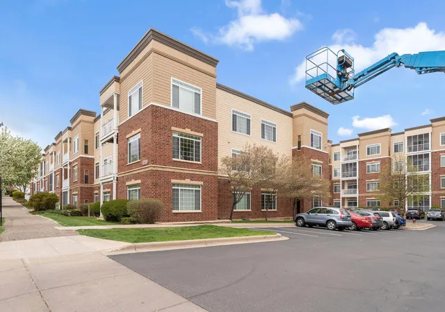 41st image of 8200 W 33rd St #302, Saint Louis Park, MN 55426 | MLS# 7074174