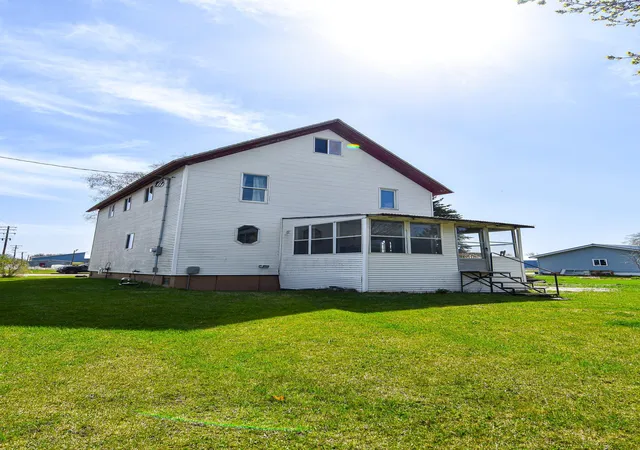 Photo 2 of Single family home for sale at 117 Red Lake Ave N, Saint Hilaire, MN 56754 | MLS# 7074203 | Listing updated on 2026-09-04