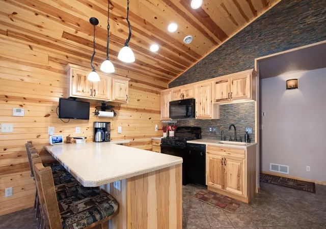 Photo 2 of Single family home for sale at 412 Doran Dr, Madison Lake, MN 56063 | MLS# 7074214 | Listing updated on 2026-08-18