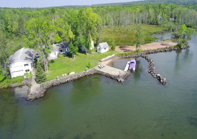 Photo 1 of Single family home for sale at 6431 Summit Ave, Washburn, WI 54891 | MLS# 7074222 | Listing updated on 2026-09-30