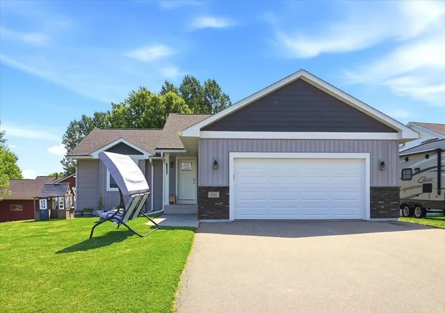 2nd image of 340 Bluebill St, Baldwin, WI 54002 | MLS# 7074240