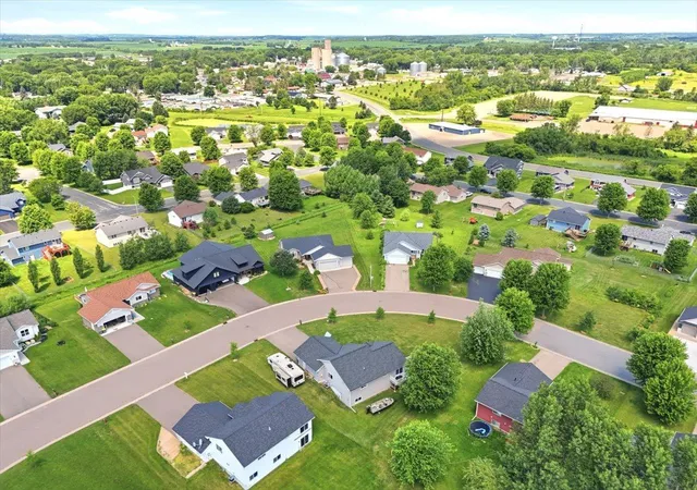 36th image of 340 Bluebill St, Baldwin, WI 54002 | MLS# 7074240