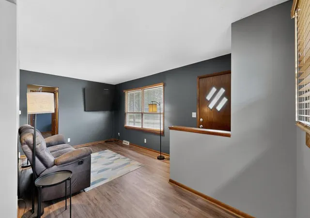 Photo 3 of Sale Pending at 1317 11th Avenue Se, Rochester, MN 55904 | MLS# 7074265 | Listing updated on 2026-09-22
