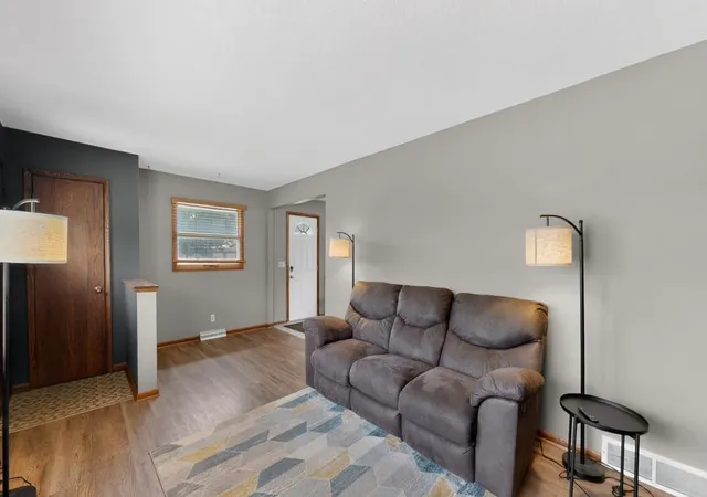 Photo 3 of Sale Pending at 1317 11th Avenue SE, Rochester, MN 55904 | MLS# 7074265 | Listing updated on 2026-09-22