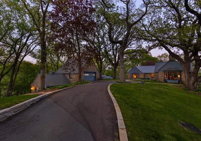1st image of 10300 Riverview Rd, Eden Prairie, MN 55347 | MLS# 7074303