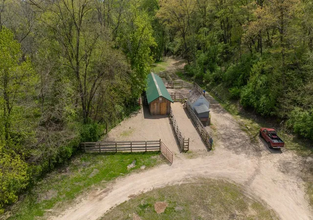 78th image of 10300 Riverview Rd, Eden Prairie, MN 55347 | MLS# 7074303