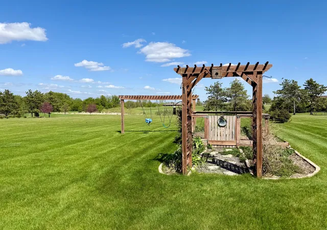 5th image of 15315 Elm Ct, Faribault, MN 55021 | MLS# 7074364