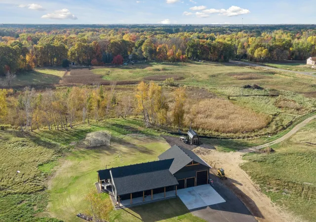 Photo 3 of Single family home for sale at 21800 Luan Dr Ne, Cedar, MN 55011 | MLS# 7074385 | Listing updated on 2026-09-15