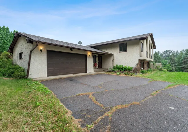 5th image of 7567 Lent Trl, Stacy, MN 55079 | MLS# 7074470
