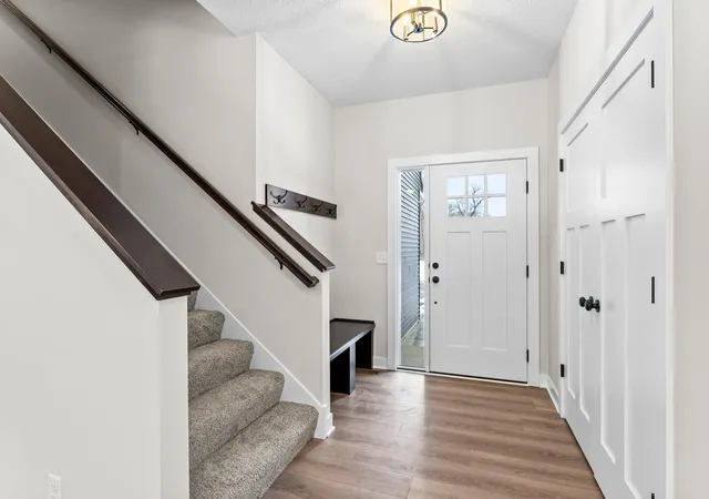 Photo 3 of Single family home for sale at 1007 Misty Meadow Blvd, Buffalo, MN 55313 | MLS# 7074492 | Listing updated on 2026-09-01