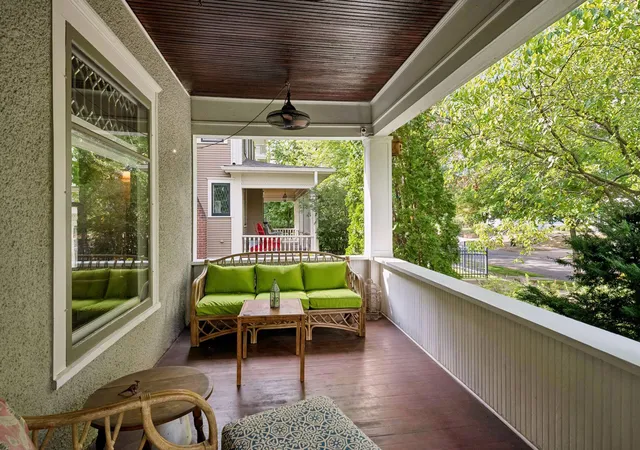 Photo 3 of Single family home for sale at 1929 James Ave S, Minneapolis, MN 55403 | MLS# 7074493 | Listing updated on 2026-09-24