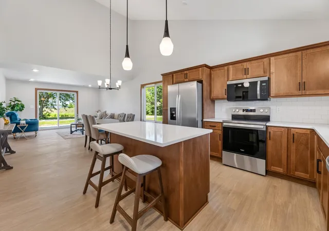 Photo 3 of Single family home for sale at 1151 Eagle Ln, Wabasha, MN 55981 | MLS# 7074508 | Listing updated on 2026-08-26