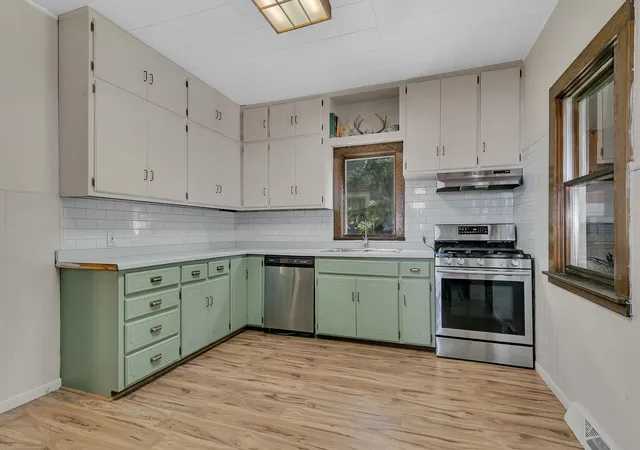 Photo 3 of Sale Pending at 147 18th Avenue N, Saint Cloud, MN 56303 | MLS# 7074509 | Listing updated on 2026-08-31