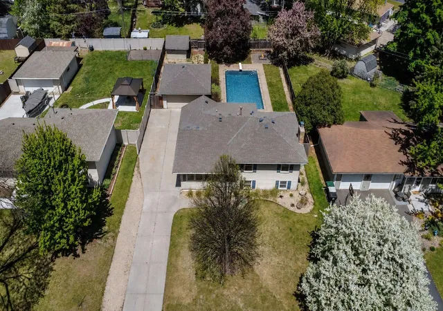 2nd image of 2841 115th Ln Nw, Minneapolis, MN 55433 | MLS# 7074526