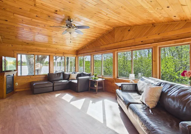 4th image of 28768 Lakewood Dr Nw, Isanti, MN 55040 | MLS# 7074530