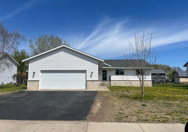 1st image of 5871 Sandy Dr, Saint Cloud, MN 56303 | MLS# 7074817
