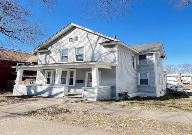 Homes for sale in Saint Paul, MN | 757 Minnehaha Ave W, Saint Paul, MN 55104 | MLS# 7074921