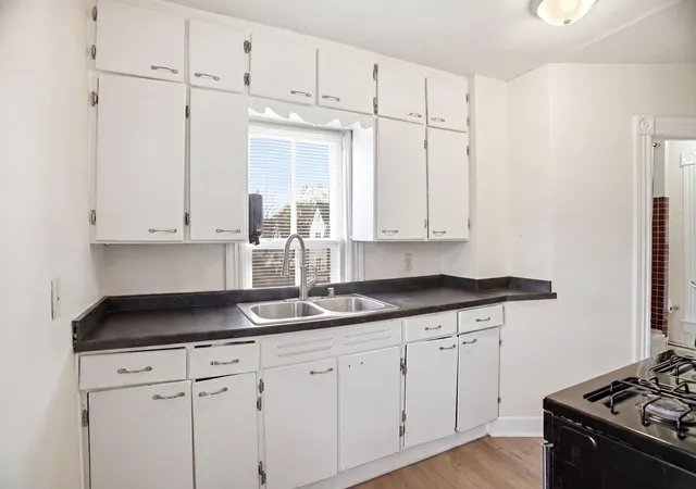 Listing Photo 5 - Condo for sale in building located at 525 Galtier St, Saint Paul, MN 55103