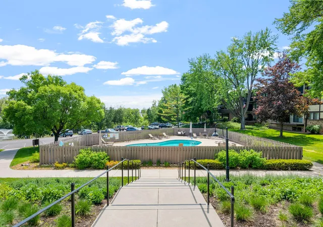 2nd image of 205 Barry, Wayzata, MN 55391