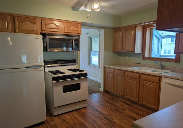 2nd image of 1049 Gorman Ave, West Saint Paul, MN 55118 | MLS# 7074986