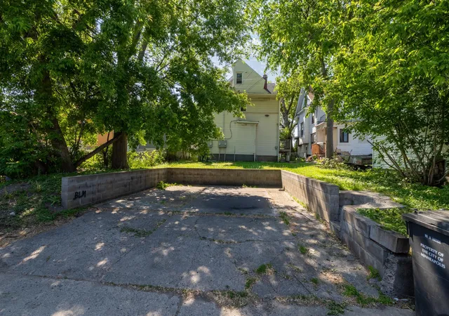 Photo 21 of Multi family home for sale at 3605 S 3rd Avenue, Minneapolis, MN 55409 | MLS# 7074993 | Listing updated on 2026-08-26