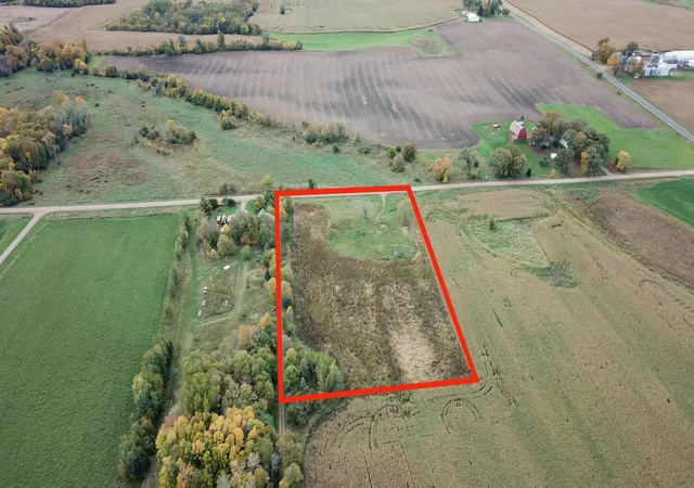 Land for sale at 3937 405th Avenue NE, Stanchfield, MN 55080 | MLS# 7075022