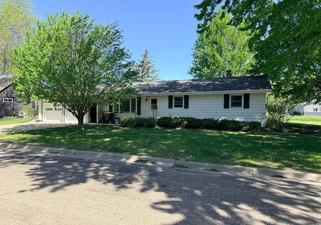Homes for sale in Walnut Grove, MN | 830 Clark St, Walnut Grove, MN 56180 | MLS# 7075040