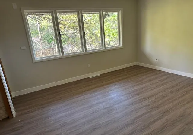 Photo 3 of Sale Pending at 2232 Searle St, Saint Paul, MN 55117 | MLS# 7075070 | Listing updated on 2026-08-13