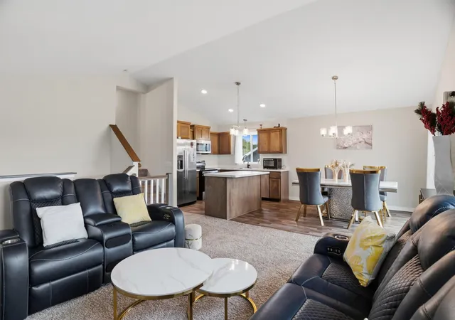 1st image of 4634 9th St Ne, Saint Cloud, MN 56304 | MLS# 7075128