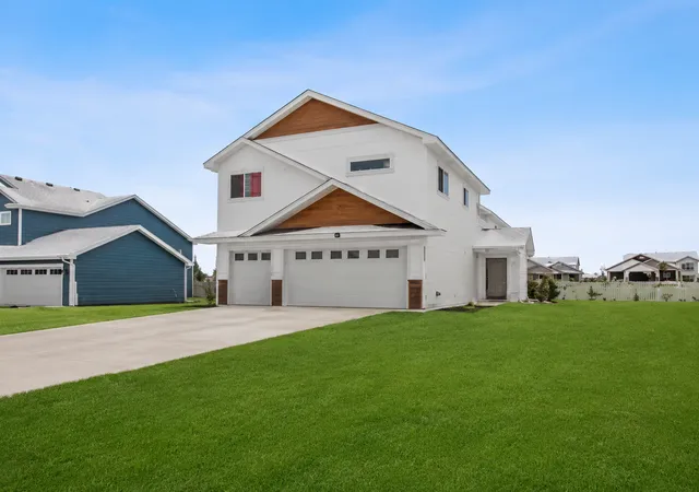 2nd image of 4634 9th St Ne, Saint Cloud, MN 56304 | MLS# 7075128