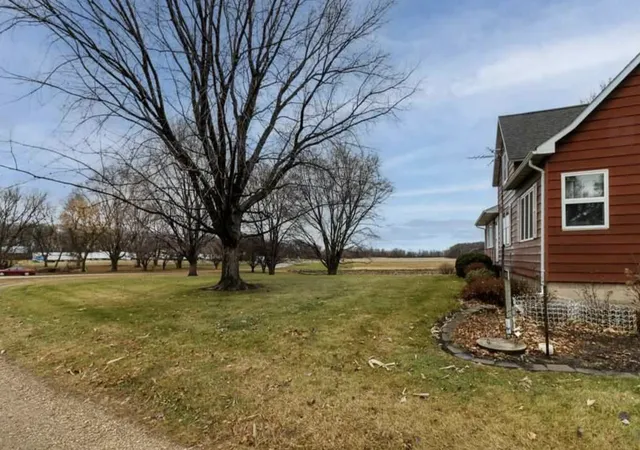 Homes for sale in Madelia, MN | 84777 State Hwy 60, Madelia, MN 56062 | MLS# 7075274