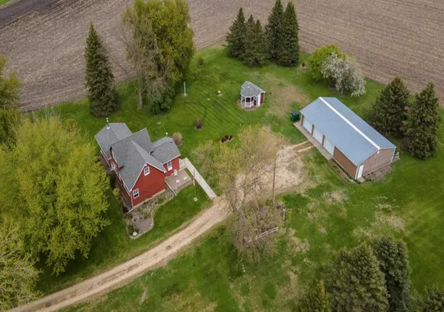 Homes for sale in Madelia, MN | 84777 State Hwy 60, Madelia, MN 56062 | MLS# 7075274