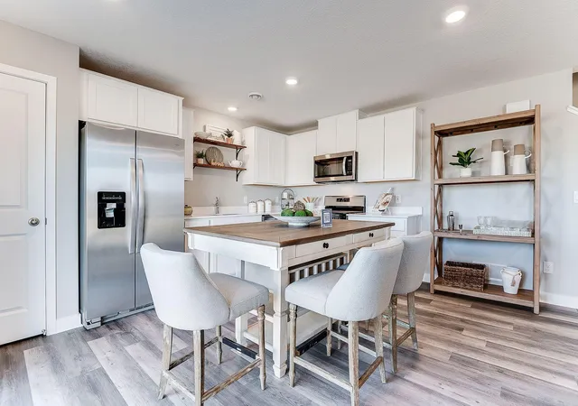 Photo 3 of Single family home for sale at 19340 137th Avenue N, Rogers, MN 55374 | MLS# 7075306 | Listing updated on 2026-09-21