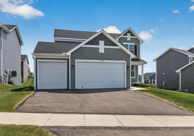 Homes for sale in Carver, MN | 1559 Edgebrook Ln, Carver, MN 55315 | MLS# 7075356