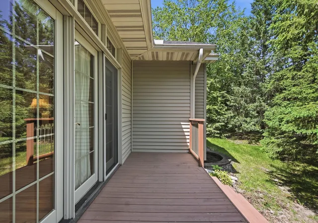 Photo 33 of Sale Pending at 5090 Kelly Ct, Saint Paul, MN 55110 | MLS# 7075374 | Listing updated on 2026-08-23