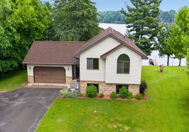 2nd image of 18302 Edgewater Rd Ne, Pine City, MN 55063 | MLS# 7075435