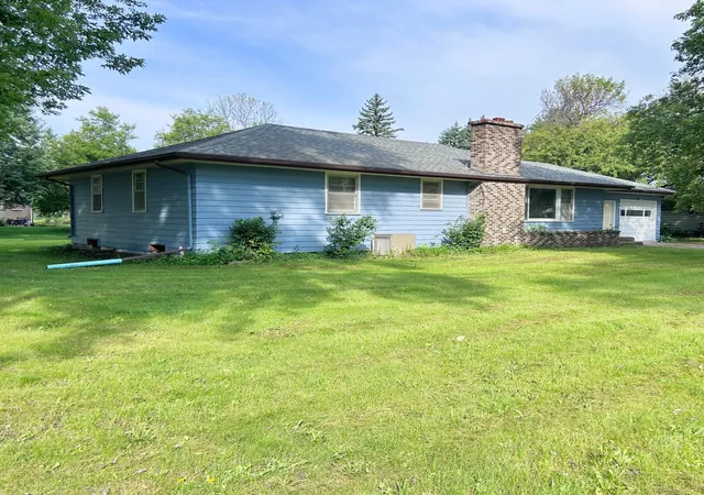Photo 1 of Single family home for sale at 310 Oak St, Clements, MN 56224 | MLS# 7075447 | Listing updated on 2026-08-27