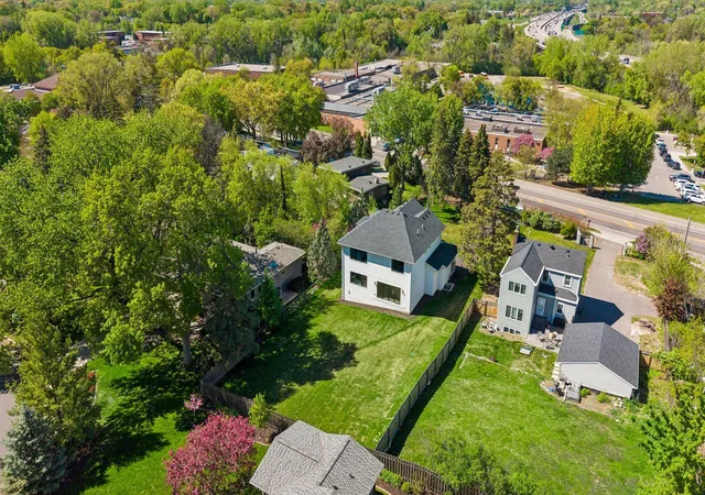 40th image of 5319 Glenwood Ave, Golden Valley, MN 55422 | MLS# 7075537