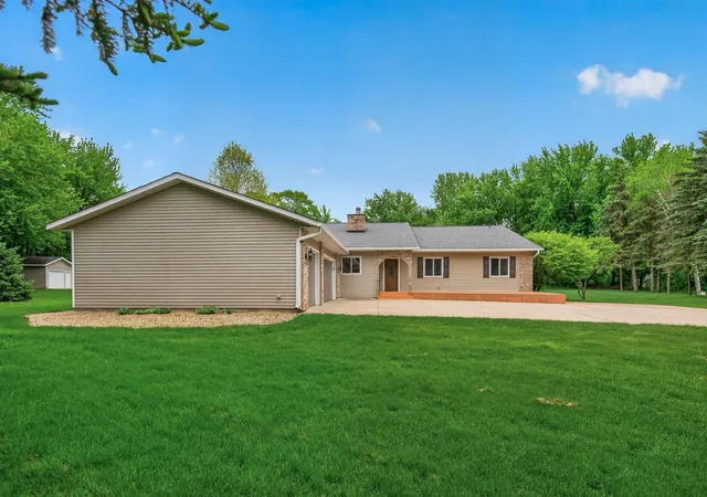 Homes for sale in Lake Elmo, MN | 5737 N Highlands Ct, Lake Elmo, MN 55042 | MLS# 7075547
