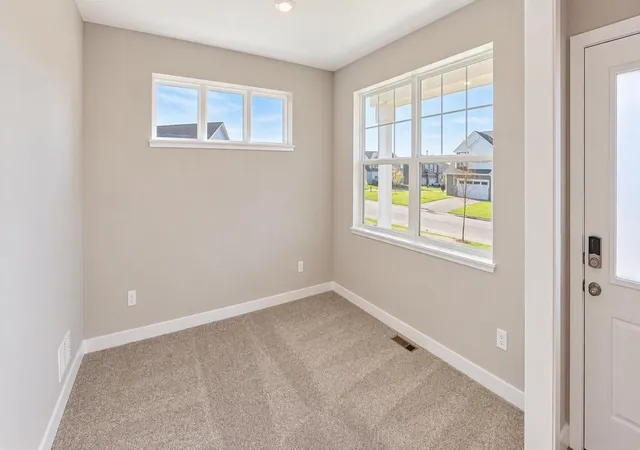 Photo 3 of Single family home for sale at 2013 Aquarius Dr, Shakopee, MN 55379 | MLS# 7075638 | Listing updated on 2026-10-10