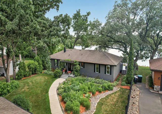 Homes for sale in Mounds View, MN | 7805 Gloria Cir, Mounds View, MN 55112 | MLS# 7075652
