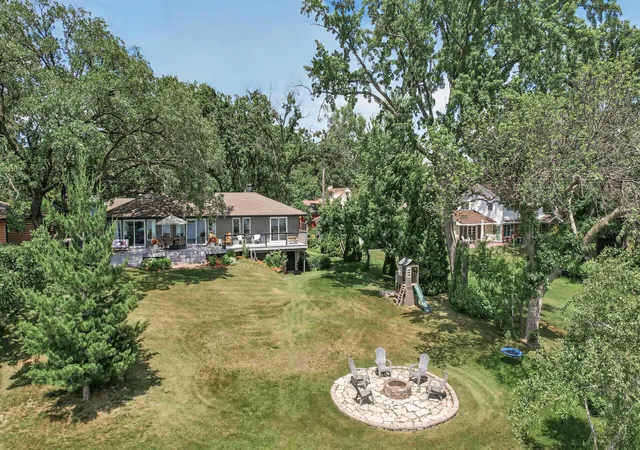 Homes for sale in Mounds View, MN | 7805 Gloria Cir, Mounds View, MN 55112 | MLS# 7075652