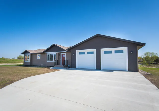 3rd image of 352 Halfaday Dr, Sauk Centre, MN 56378 | MLS# 7075654