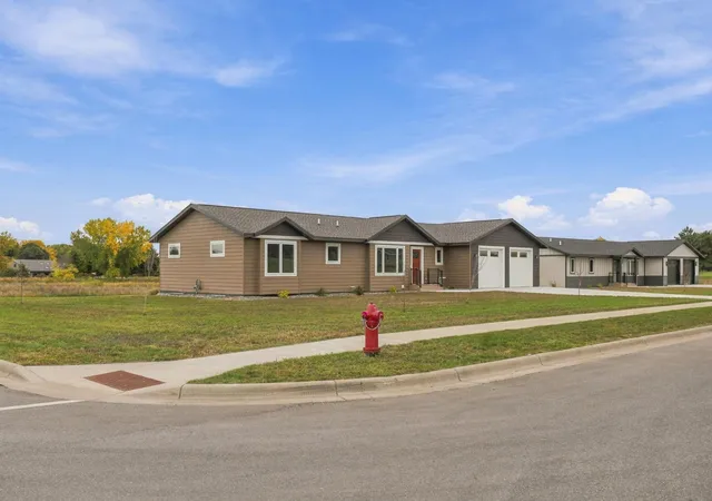 Photo 3 of Single family home for sale at 352 Halfaday Dr, Sauk Centre, MN 56378 | MLS# 7075654 | Listing updated on 2026-10-11