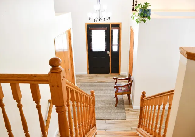 Photo 3 of Single family home for sale at 885 Briarwood Dr, Worthington, MN 56187 | MLS# 7075702 | Listing updated on 2026-07-06